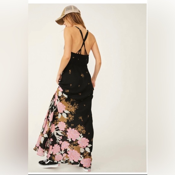 Free People Get  To You Printed Maxi Slip- Size Medium. New with tags - Picture 4 of 6